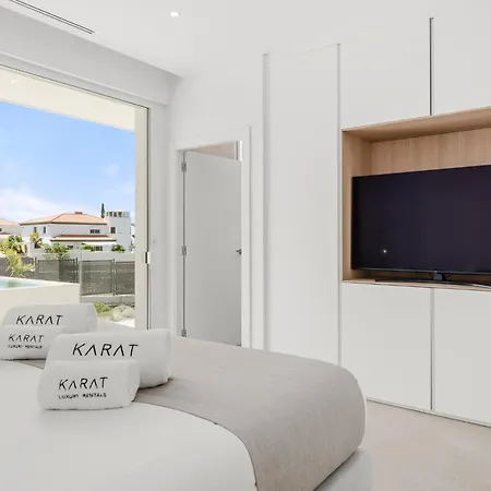 Karat Splendida Villa Costa Adeje (Tenerife)